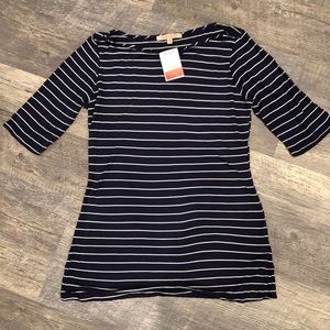 BNWT Women’s navy & white stripe 1/2 sleeve shirt